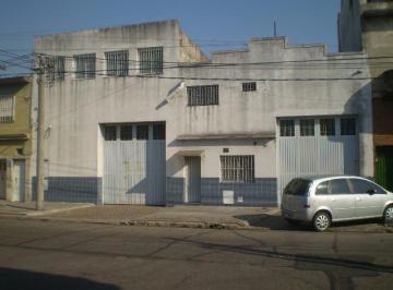 Local comercial · 1700m² · Excelente Galpón en Avellaneda