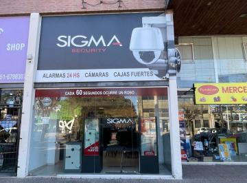 Local comercial de 4 ambientes, Córdoba · Alquiler Local - Excelente Ubicación. Recta Martinolli 8360.