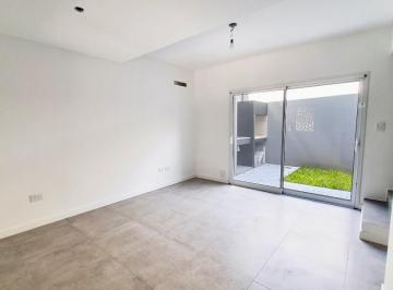 PH · 82m² · 3 Ambientes · 1 Cochera · Venta - PH Tipo Duplex Dos Dorm. con Cochera y Patio - Barrio Arroyito