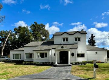 C21-071-981197_2 · Casa 6 Ambientes 3 Dorm.. | 133