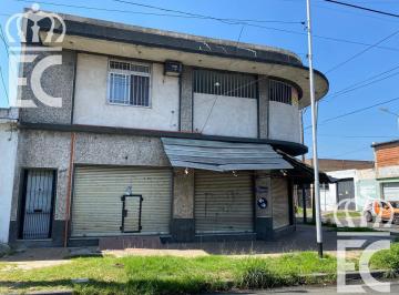 PH · 88m² · 3 Ambientes · Venta - Departamento Tipo Casa - 3 Ambientes - Sin Expensas - Sobre Av - Avellaneda