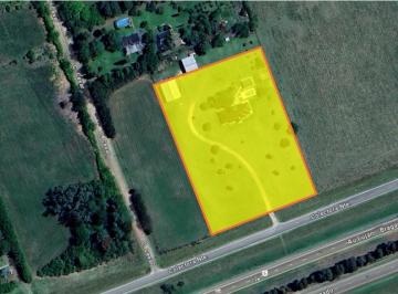 Campo · 250m² · 7 Ambientes · 2 Cocheras · Fraccion Comercial 11306 m² S/ Colectora Au 5 C/ Mejoras - Solo Uso Comercial - Lujan
