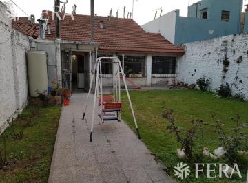 Terreno · 110m² · 3 Ambientes · 1 Cochera · Venta de Terreno en Wilde. Excelente Ubicación