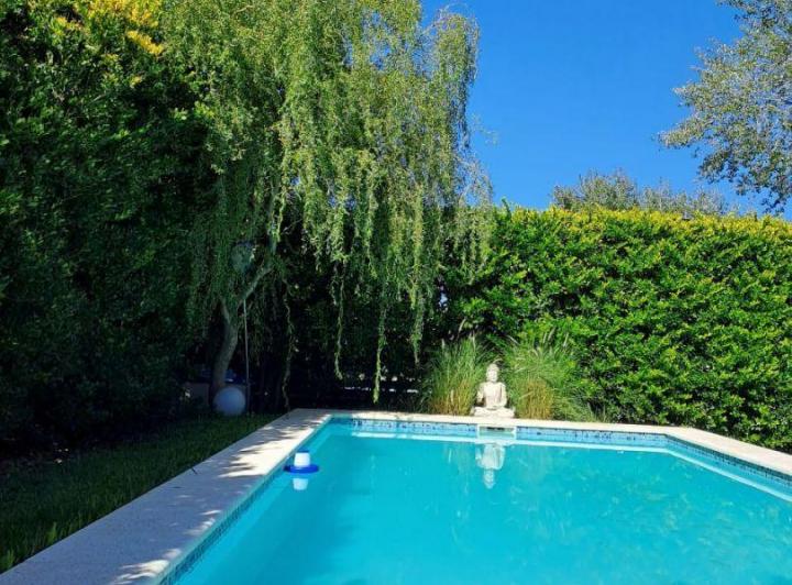 Casa · 150m² · 4 Ambientes · 2 Cocheras