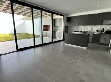 Casa · 155m² · 4 Ambientes · 2 Cocheras · Greenville II Dúplex en Venta 3 Dorm. 3 Baños Posesión Inmediata