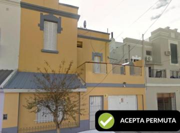 Casa · 120m² · 4 Ambientes · 1 Cochera · Venta Casa Ex Municipal | 4 Ambientes | C/ Cochera | Liniers