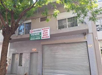 Bodega-Galpón · 180m² · Galpón + 2 Departamentos / Lote Propio