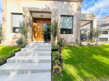 Casa de 3 ambientes, Ciudad de Mendoza · Casa Dalvian