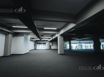 Oficina comercial · 2800m² · 10 Cocheras · Oficina en Parque Patricios