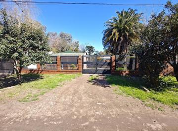 Casa · 259m² · 3 Ambientes · Casa en Venta en Gonzalez Catan
