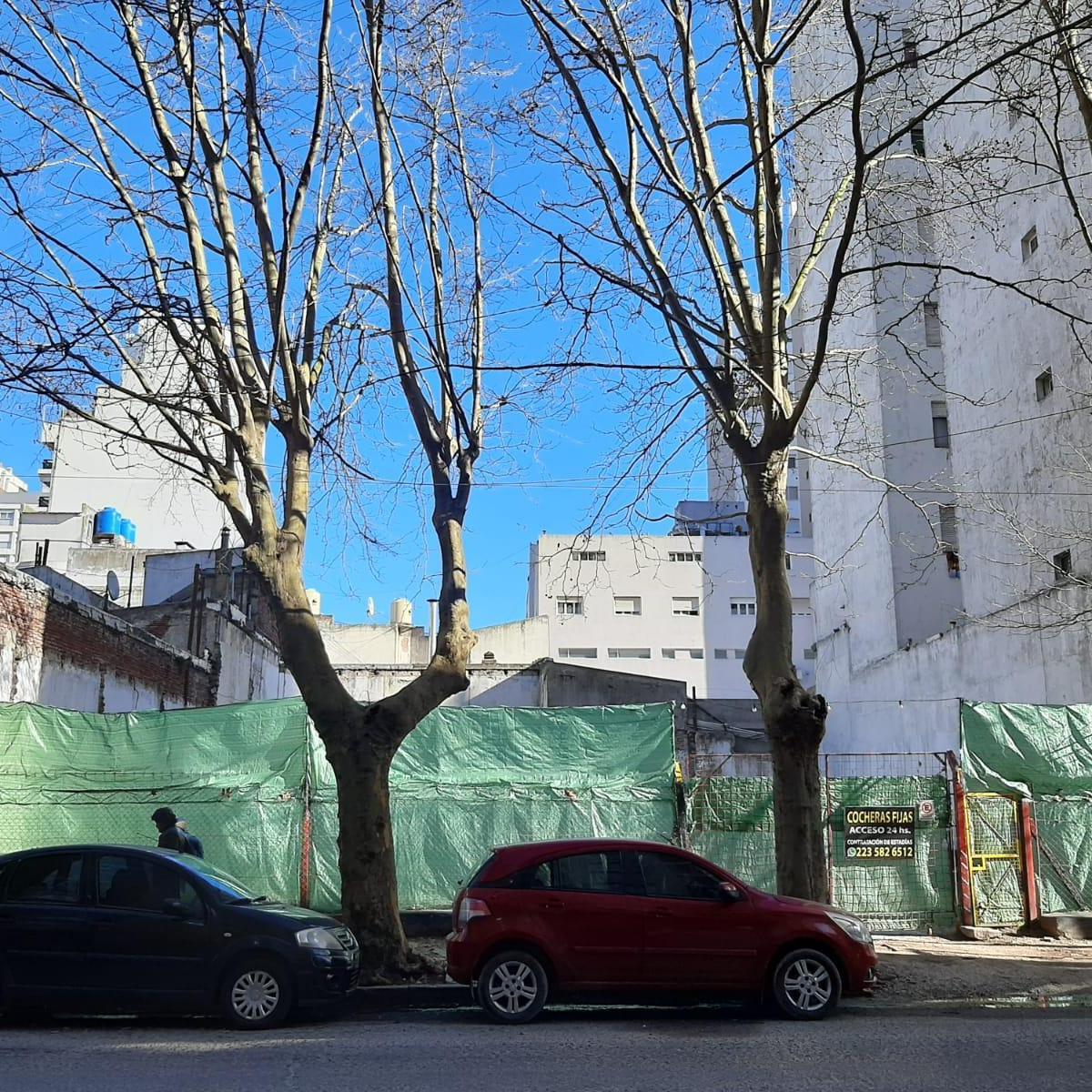 Lote con importante frente ideal emprendimiento, 580m² — Centro