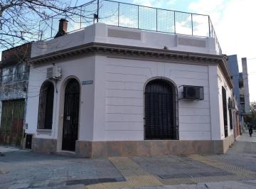 Casa · 120m² · 5 Ambientes · Casa en Venta en Villa Ortuzar Refacción o Demoler