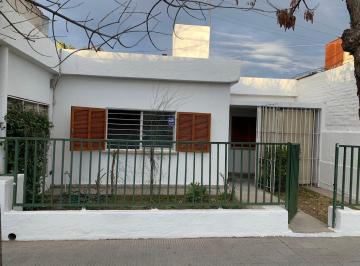 Casa de 4 ambientes, Neuquén · Alquilo Casa 2 Dorm. Neuquen