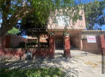 Casa de 5 ambientes, Mar del Plata · Latorre Prop. Vende Casa 5 Amb con Parque - Los Pinares