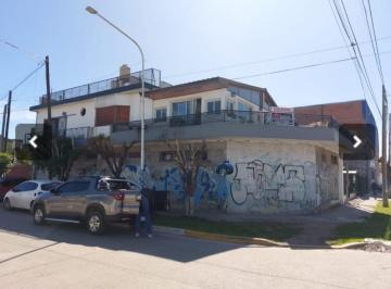 Casa de 4 ambientes, La Matanza · Casa con Importante Local, en González Catán