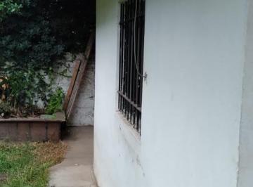 Departamento · 40m² · 2 Ambientes · Alquilo Depto 2amb Tipo Casa con Patio Propio Frente a Jumbo Llavallol