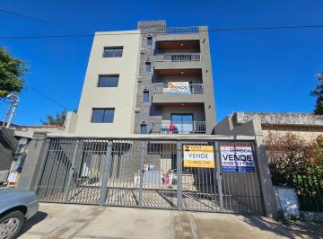 Departamento · 90m² · 3 Ambientes · 1 Cochera · Departamento de Amb. con Cochera y Patio
