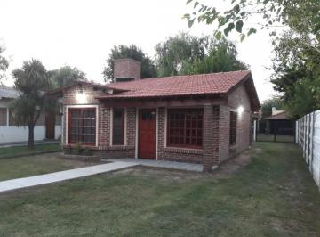 Casa de 4 ambientes, San Vicente · Excelente Casa en San Vicente Centro