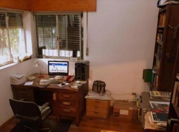 Casa · 150m² · 5 Ambientes · 1 Cochera · Retasada - Casa de 5 Ambientes - Vivienda o Uso Comercial - San Martín Centro