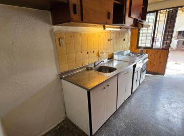 Casa · 145m² · 3 Dormitorios · 1 Cochera · Casa en Venta en Carrodilla - Barrio Los Olivos - Lujan