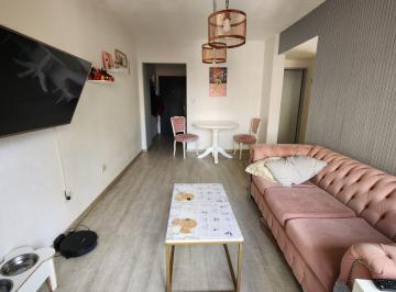 Departamento de 3 ambientes, Lanús · Excelente 3 Ambientes, Remodelado. Apto Credito Hipotecario