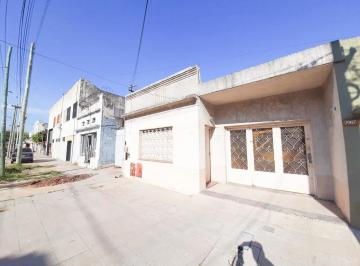 PH de 3 ambientes, Lanús · PH Al Frente de 3 Amb Amplios con Cochera Patio y Terraza Apto Credito!