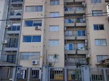 Departamento de 2 ambientes, Morón · Excelente Departamento de 2 Amb. en Duplex a 1 Cuadra de Av Rivadavia