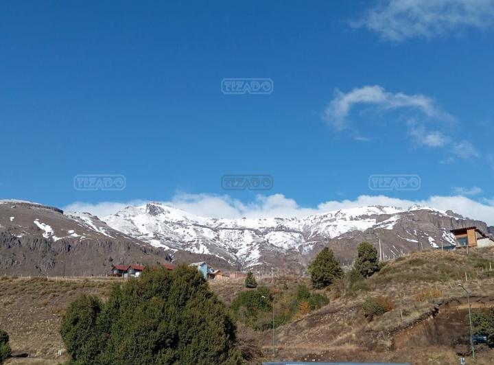 Terreno · 327m²