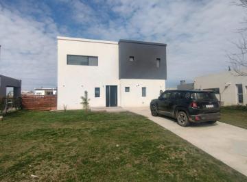 Casa de 4 ambientes, Pilar · Casa a Estrenar en Venta en Barrio Privado San Sebastian (Eidico)