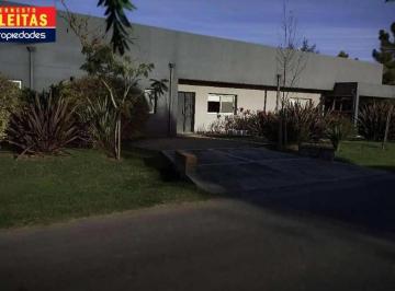 Casa · 180m² · 5 Ambientes · 1 Cochera · Casa de 5 Ambientes - Haras San Pablo Gral Rodriguez