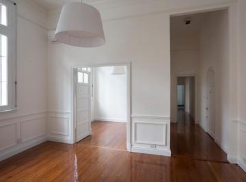 Departamento de 3 ambientes, Palermo · Palermo - Excelente Semipiso Al Frente de 2 Amb. y 1/2 - de Estilo