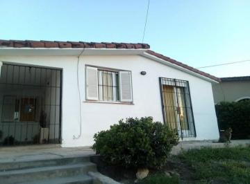 Casa · 80m² · 3 Ambientes · 1 Cochera · Villa Carlos Paz - B° José Muñoz - Oportunidad! Casa Céntrica
