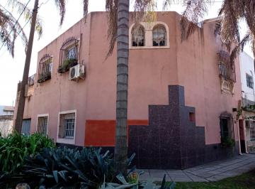 Casa · 198m² · 6 Ambientes · 2 Cocheras · Casa 6 Amb 198 m² - Lote 10x20