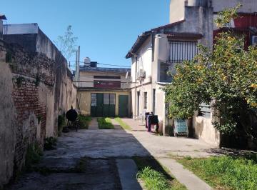 Casa · 80m² · 3 Ambientes · Casa Sobre Lote de 8,66 X 30 m. a m. de Avda Alvear