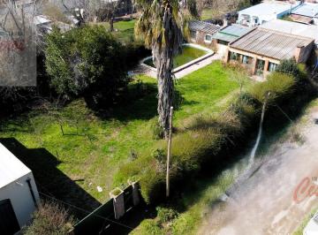 Casa · 705m² · 3 Ambientes · Quinta en Haití Al 700, Esquina Roque Saenz Peña, Barrio Caisol