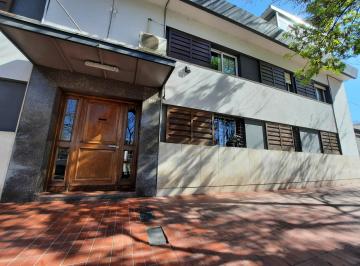 Departamento de 6 ambientes, Ciudad de Mendoza · Vendemos Departamento 3/4 Dorm., Excelente Ubicación. Sexta Sección