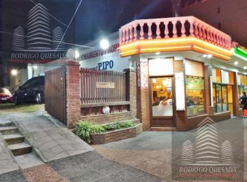 Local comercial · 300m² · 3 Ambientes · 1 Cochera · Excelente Local Gastronómico