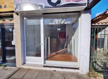 Local comercial · 21m² · 1 Cochera · Local Comercial en Mar de Ajo! Sobre Libres del Sur!