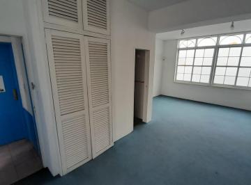 Oficina comercial · 28m² · 1 Ambiente · Excelente Oficina 1 Amb Divisible. con Baño y Kitchenette