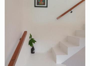 Casa · 105m² · 4 Ambientes · 2 Cocheras · Dueño Vende Casa en Funes a Dos Cuadras de Don Mateo Frente a Una Plaza