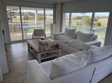 Foto1 · Apartamento de 3 Dorm. con Vista Al Mar, en Brava Punta del Este.