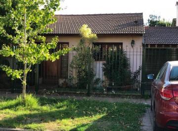 Casa de 3 ambientes, Almirante Brown · Chalet en Venta - Apto Crédito -