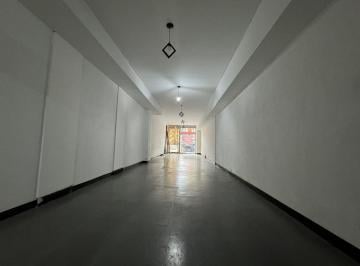 Local comercial · 67m² · 1 Ambiente · Oportunidad Venta: Excelente Local Sobre Av Córdoba · 67 m² (3.50x19)