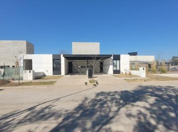 Casa de 4 ambientes, Córdoba · Venta de Duplex de 2 Dorm. en Distrito Sur