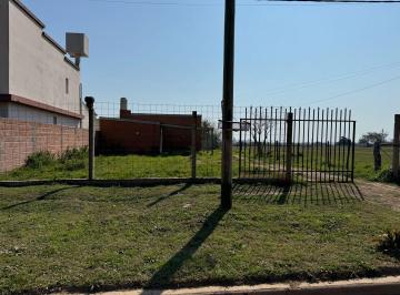Casa · 120m² · 1 Dormitorio · 1 Cochera · Vendo Dos Departamentos en Herrera, Entre Ríos.