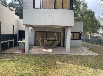 Quinta vacacional · 130m² · 6 Ambientes · 1 Cochera · Casa Quinta en San José del Rincón