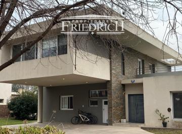 Casa de 6 ambientes, General Rodríguez · Casa en Venta en El Nacional Club de Campo