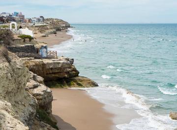 Fondo de comercio · 3129m² · 15 Dormitorios · Hotel Las Grutas en Venta - Rio Negro