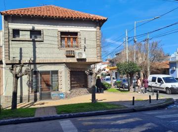 Casa de 3 ambientes, Lanús · Casa en 2 Plantas