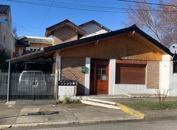 PH de 2 ambientes, San Carlos de Bariloche · Casa en Barrio Belgrano, Ubicacion Inmejorable.